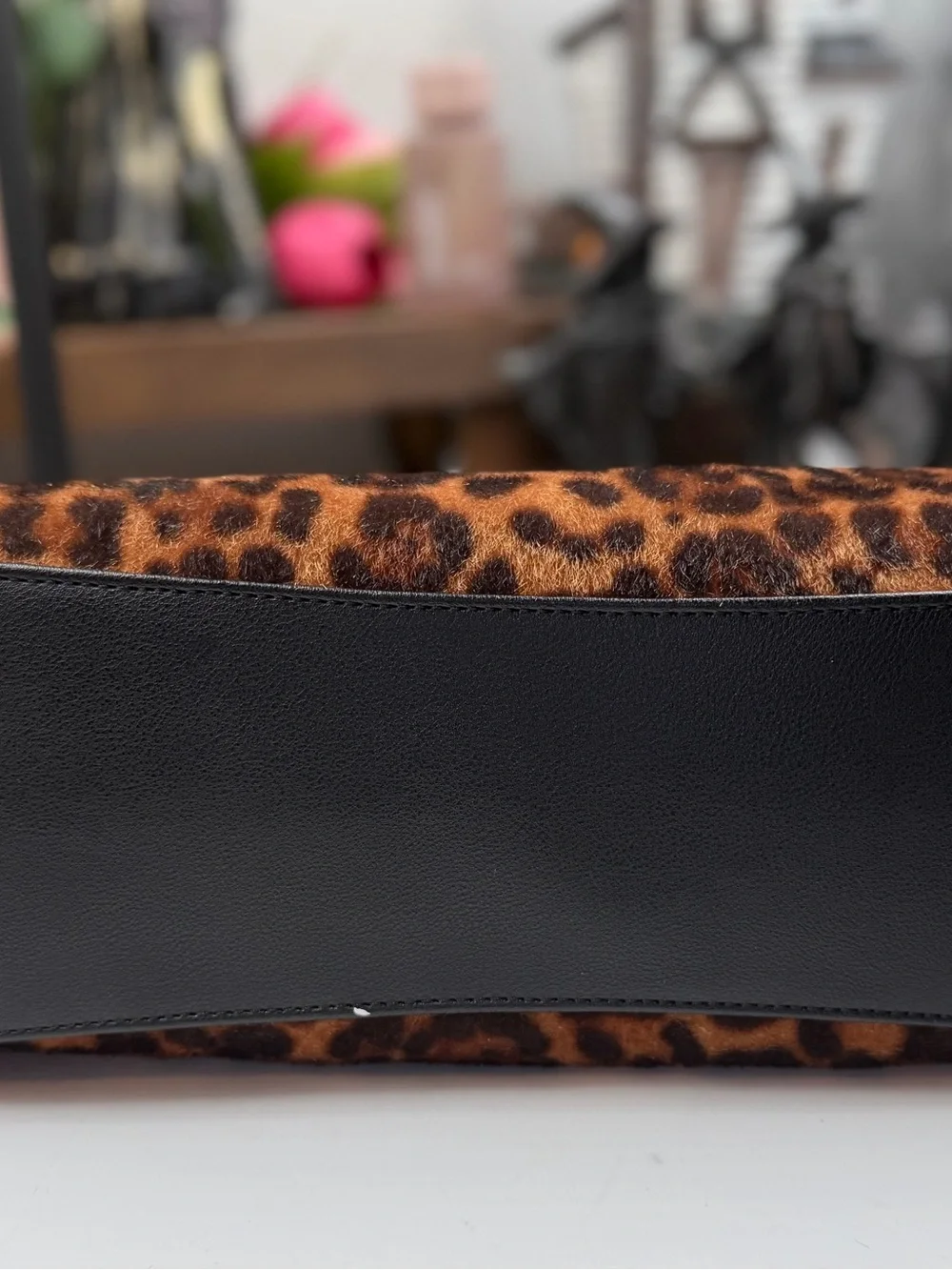 Juicy Couture Royal Crest Leopard Faux Fur Hobo/Coho Shoulder Bag NWT